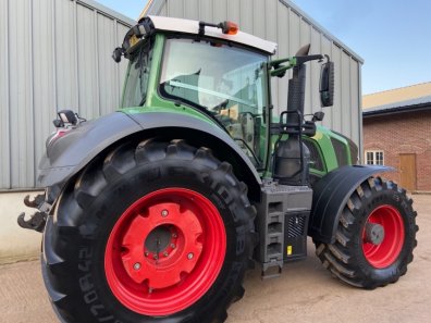 Fendt 828 Profi-Plus