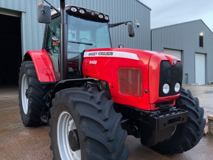 Massey Ferguson 6499