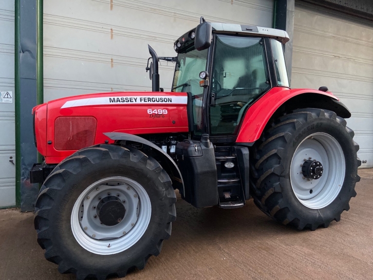 Massey Ferguson 6499