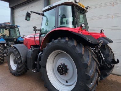 Massey Ferguson 6499