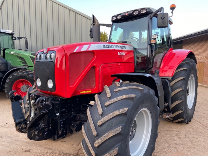 Massey Ferguson 8480