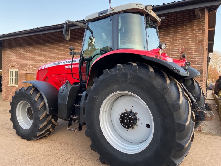 Massey Ferguson 8480