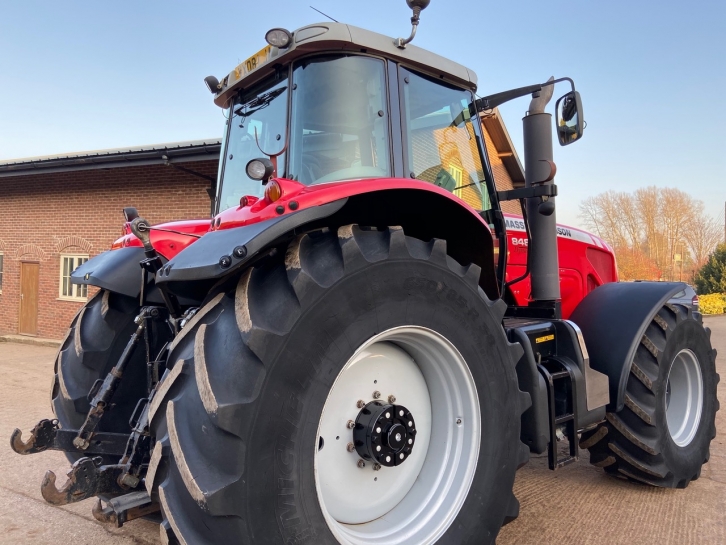 Massey Ferguson 8480