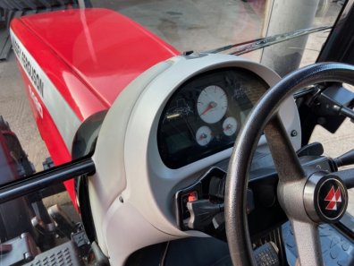 Massey Ferguson 8480