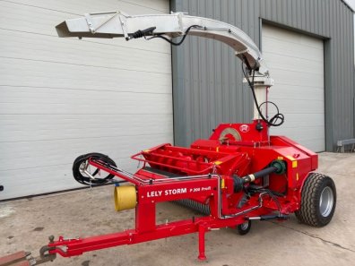 Lely Storm P 300 Profi trailed forager