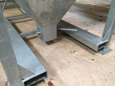 Condon 1 ton feed bin