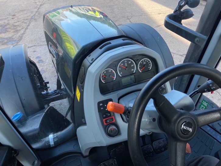 Valtra T234 Direct