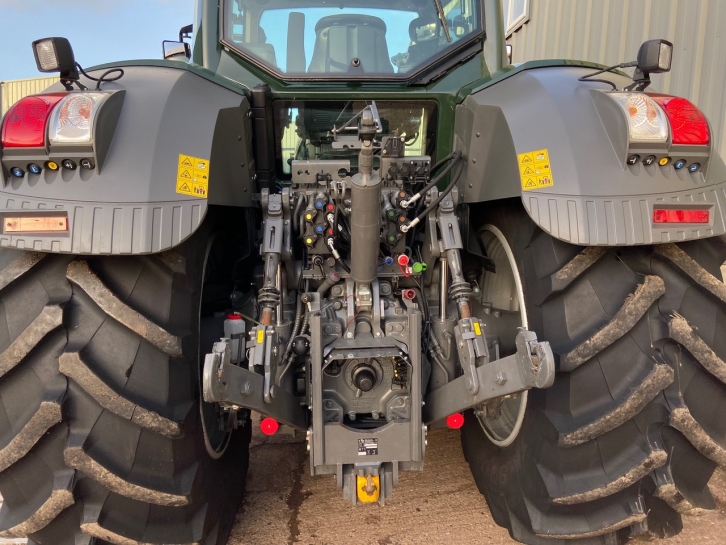 Fendt 828 Profi-Plus