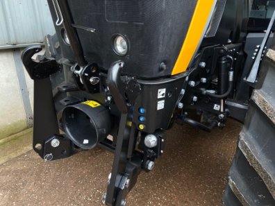 JCB 4220