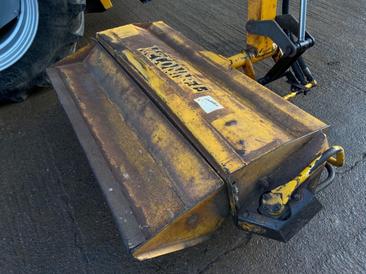McConnel PA35 hedge trimmer