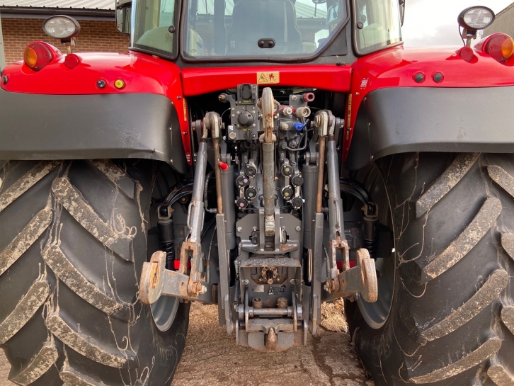 Massey Ferguson 7718 Efficient