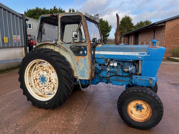 Ford 5000