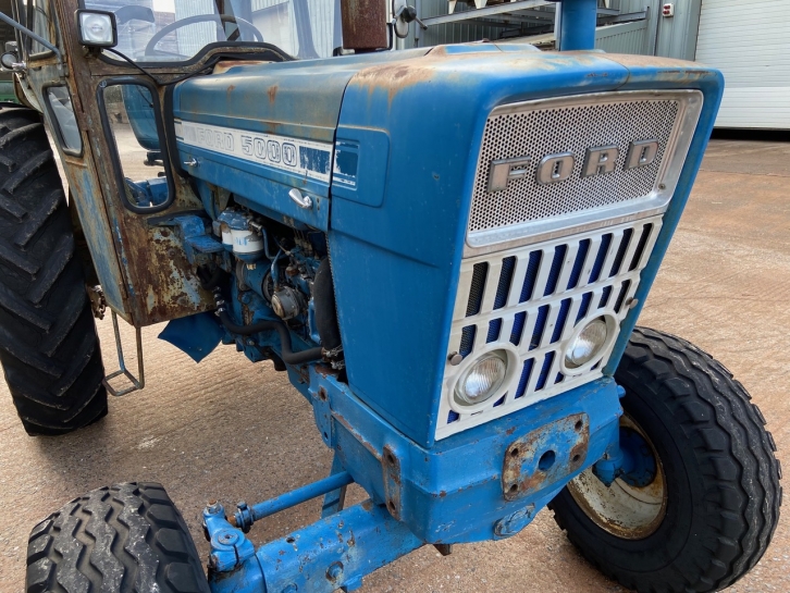 Ford 5000