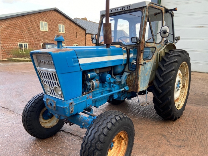 Ford 5000