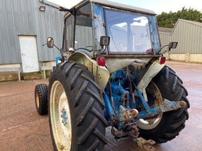 Ford 5000