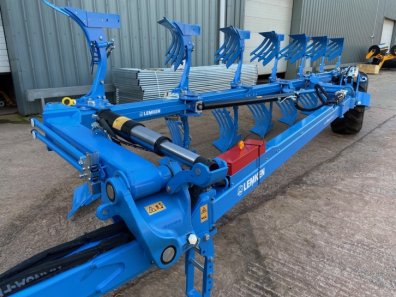 Lemken Diament 16V plough