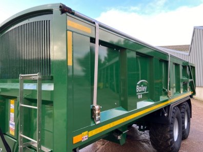 Bailey 14 ton Root trailer