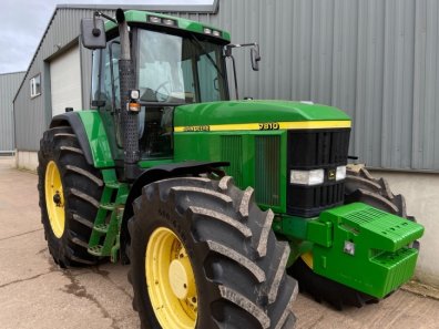 John Deere 7810