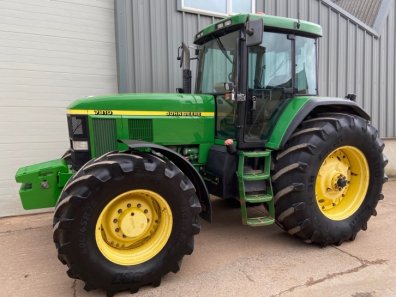 John Deere 7810