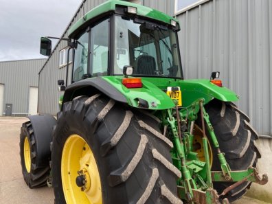 John Deere 7810