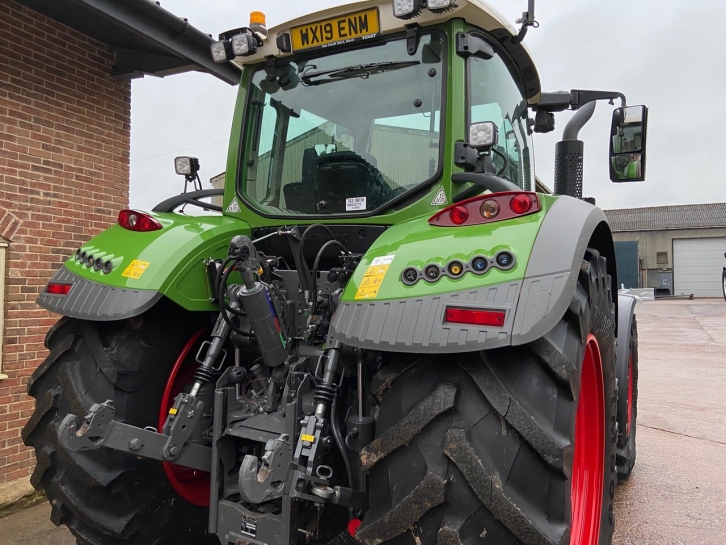 Fendt 724 Profi-Plus
