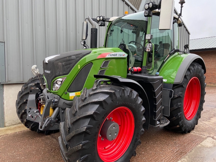Fendt 724 Profi-Plus