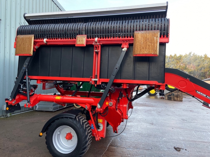 Kuhn Merge Maxx 950