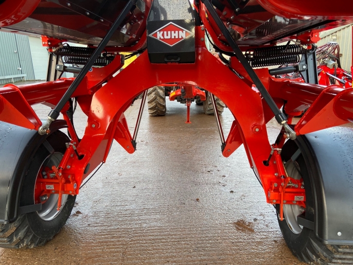 Kuhn Merge Maxx 950