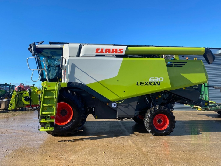 Claas 630 Montana
