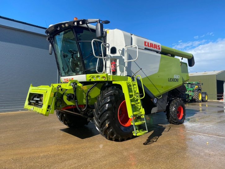 Claas 630 Montana