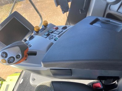 Claas 630 Montana