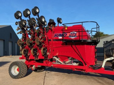 Sumo DTS4 Deep Tillage Seeder