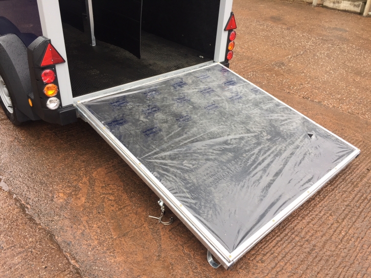 Ifor Williams HB506 trailer