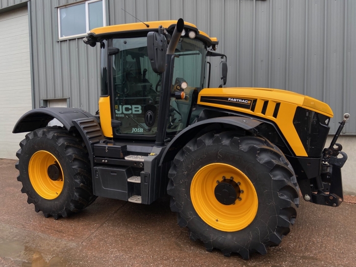 JCB 4220