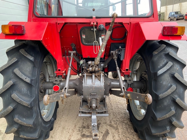 Massey Ferguson 240