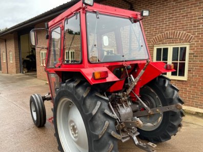 Massey Ferguson 240