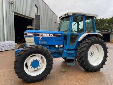Ford 8210 III