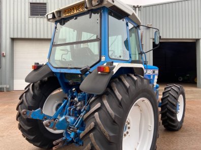 Ford 8210 III