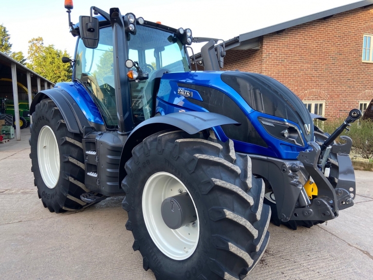 Valtra T234 Direct