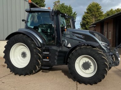 Valtra T194