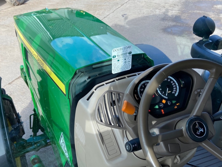 John Deere 6250R