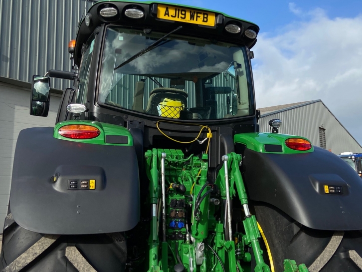 John Deere 6250R