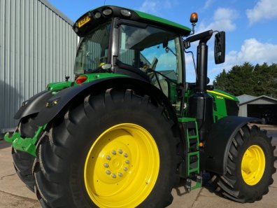 John Deere 6250R