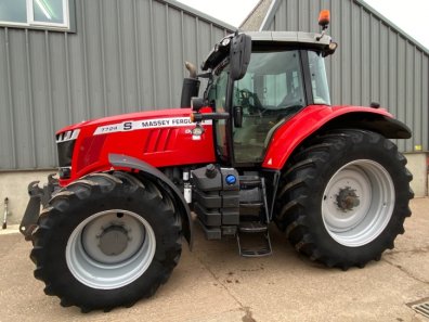 Massey Ferguson 7724S Exclusive