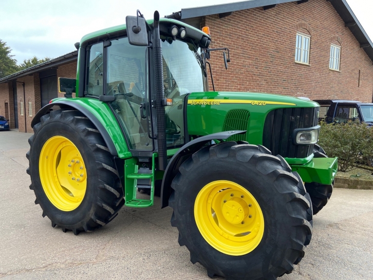 John Deere 6420