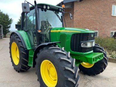 John Deere 6420