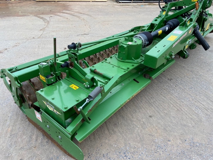 Amazone KG 601-2 6 Metre power harrow