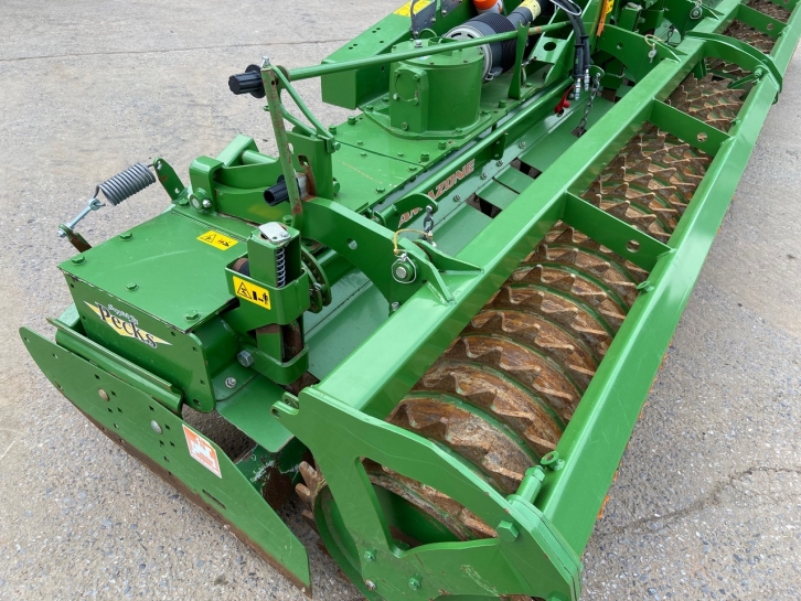 Amazone KG 601-2 6 Metre power harrow