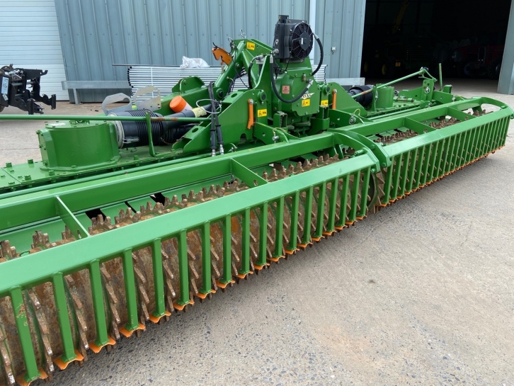 Amazone KG 601-2 6 Metre power harrow