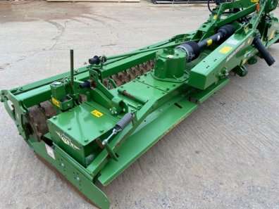 Amazone KG 601-2 6 Metre power harrow